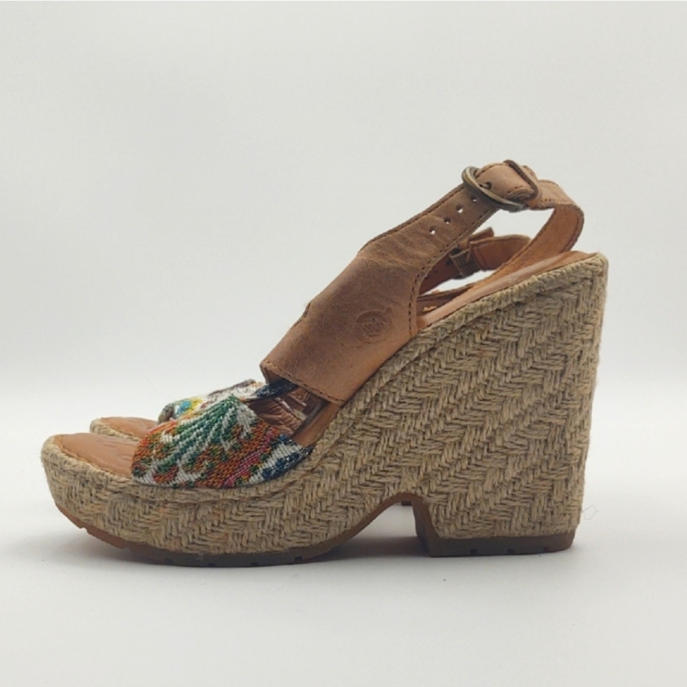 Born Platform Wedge Sandal Brewster Tapestry Boho Festival Gypset Tan 6 Jute